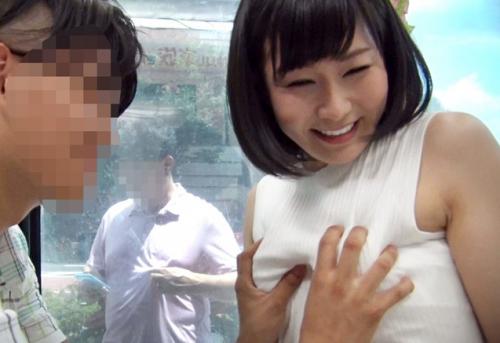 ＜マジックミラー便＞再婚してできた母に恋してしまった息子にチェリーを卒業させたら懸賞金が！！背徳近親筆おろし＜素人企画＞