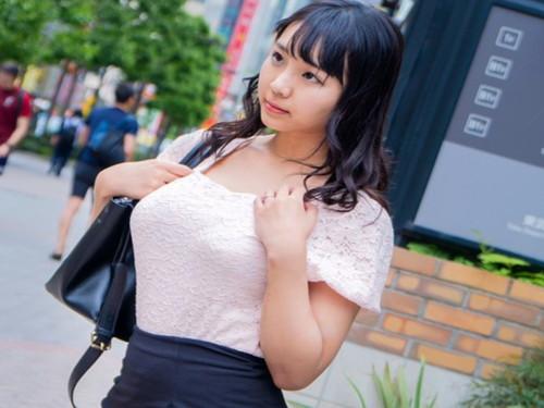 街中ですぐ終わるアンケートだと声を掛け、応じる奥様達だが質問はどんどん過激に！いつの間にかイカされスイッチオン♡