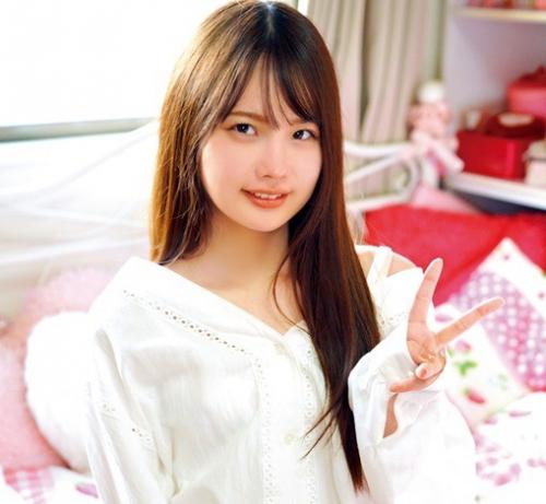 【松本いちか】いい匂いしまくりの部屋に童貞チ●ポは早くも勃起！絶倫ち●ぽを優しく筆おろししてもらってそのまま生中出し！