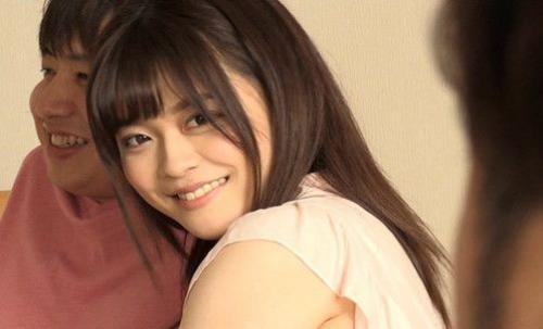 ＜エロドラマ＞彼氏が不在中に彼氏の親友と中出ししまくった！ダメだと分かっていても止められなかった性衝動！【奏音かのん】