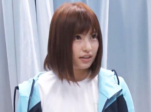 ＜マジックミラー号＞激カワな彼女がマッサージで気持ち良くなったオマ○コを生チ○ポで受け入れて真正中出しも許しちゃう！