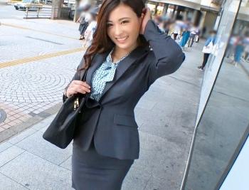 ＜素人ナンパ＞清楚で爽やかなOL姉さん！色白スレンダーボディを震わせ、久々チ●ポにヨガり狂う雌に変貌！