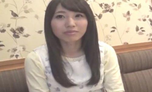 ＜素人＞Dキスしたら自ら舌絡ませてきて完全OKサイン！ナンパ師テクの虜になって狂ったようにイキまくるJDにガチ生中出し！