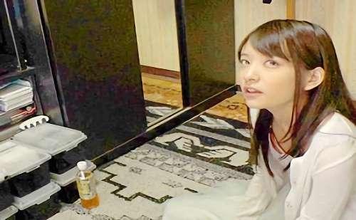 【あべみかこ】音を立てないように部屋でコソコソセックス！甘酸っぱいあの頃を思い出す！？詳細は動画にて