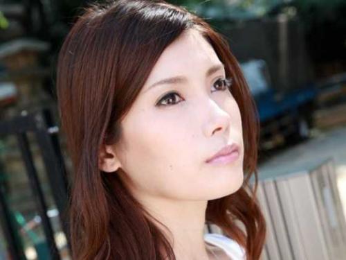 【人妻】『んっ…おチ○ポ大好き…♥』他人棒に激ピストンされて徐々に乳首が勃起するエロエロ奥様ｗｗｗ