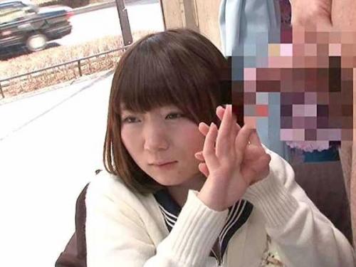 【素人ナンパ】『だ、ダメですぅ♥』巨根見せられ困惑するロリ美少女！JKの初々しい反応に萌え不可避ｗ