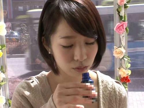 【MM号】『いやッ！ぎもぢぃぃ！』媚薬きまって淫乱化！清純セレブがチ○ポに悶える全身ビクビク痙攣絶頂！！