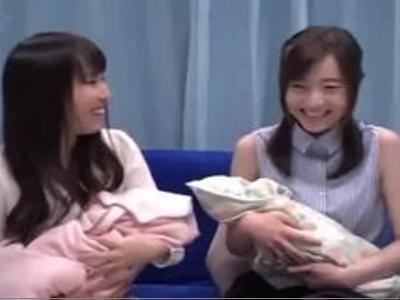 /マジックミラー:寝取られ/美人妻2人を車内にお持ち帰りして素股からの不倫！夫を忘れて感じまくる性欲溜まった美人妻たち！今すぐ見るべきエロ映像