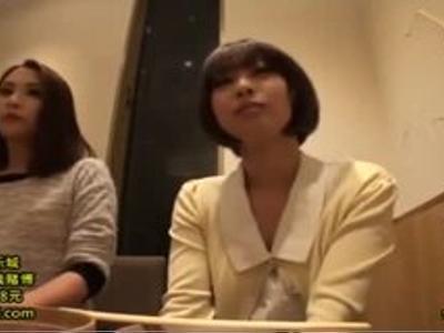/キャバ嬢:風俗嬢/素晴らしい女の子が沢山いるおっパブ店で秘密の本番H！削除前に見なきゃ損