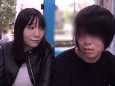 /外見える!?:企画/【ムンムンカー】大学生が恋人のちんぽを見つけられずお仕置きエッチ！即抜け注意なエロ動画