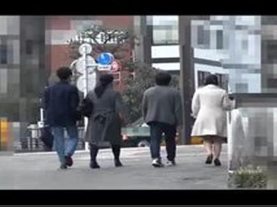 /素人:女子大生/チェリーな弟にやさしくHを教えて筆おろししてあげるボインな美人お姉さん！魅力的な女の子