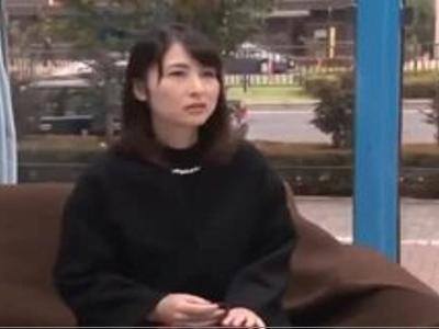 /素人:ナンパ/『旦那に怒られちゃう…』性感マッサージされてHまで許しちゃった人妻！エロ動画の最高作品