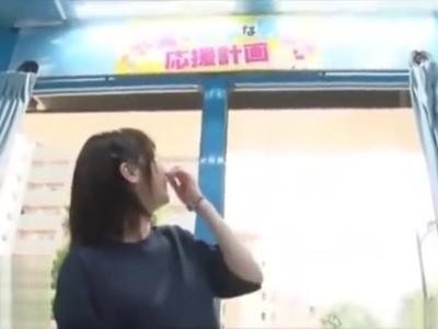 /外見える!?:人妻/最高に可愛い清楚系の娘と車内でH！激しい前後運動でアヘ顔になっちゃう美少女！魅力的な娘のR18動画