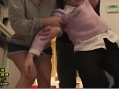/美乳:美女/彼女の親友とこっそりH！エッチな姿を目撃しちゃって発情した変態彼氏！ムラムラ最高潮の即抜け映像