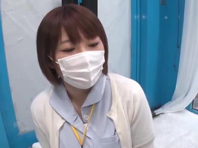 /外見える!?:看護師/『ちょっと待ってください！』可愛い看護婦さんにチンポを合法的に露出！魅力的な女の子の18禁映像