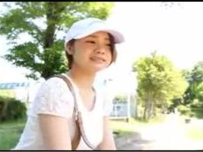 /素人:巨乳/清楚系の田舎美少女とエロ撮影！顔に似合わずおっぱい大きな美少女！魅力的な女の子
