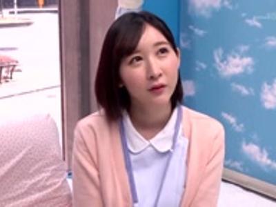/外から見えてる??:企画/『我慢しなくていいよ』巨乳ナースがチェリーボーイにスケベなご奉仕！抜けすぎ注意なエロ動画