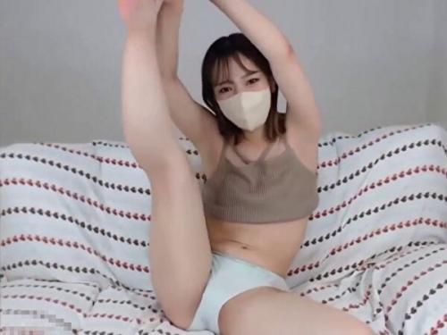 「早くシテよ！抜いて！うぅぅぅイクッ！」軟体ドマゾ淫乱お姉さんが連続絶頂【無修正ライブチャット】