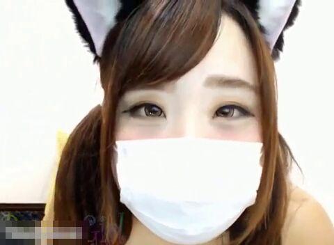 【無修正/ライブチャット】「見てニャン！ちゃんと見てる？あぁん！激しい！誰か来て！」スケベ猫娘がマンカス出まくりオナニー！