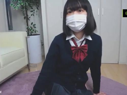 【ライブチャット】「こんばんわ！勃つ？綺麗かな？」ニーハイ制服清楚ムラムラ娘！