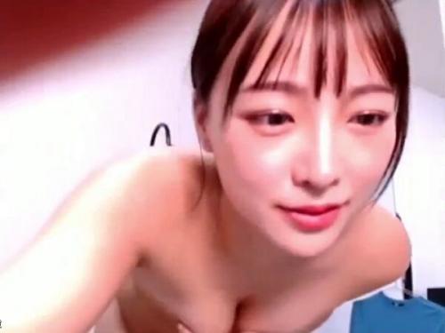 「ジュルルルッ！舐めました！アナルちゃんwやばぁwキャァァァw」セクシー美尻スケべお姉さん！無修正ライブチャット