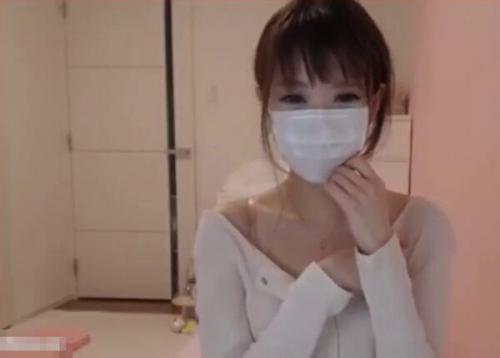 【ライブチャット】「はずかしい…後でもっと恥ずかしいことしちゃう…オナニーしちゃう…」ちっぱい清楚美少女！