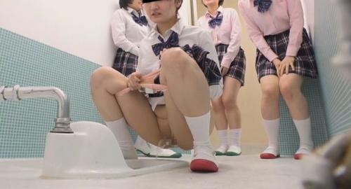これが女子校のトイレの実態！？