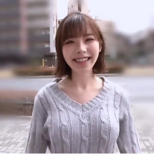 【深田えいみ】逆ナンされて彼女のテクに耐えられたら中出しもOK