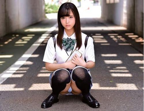 S級の激カワJKとハメまくり！家出制服美少女に生中出しSEX！ハメ撮り 円光 主観