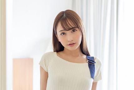 超カワイイ！すらりと伸びた脚、美しいウエストライン、スレンダーで清らかなハイレベル美女がしっとりと激しく淫らに乱れる！