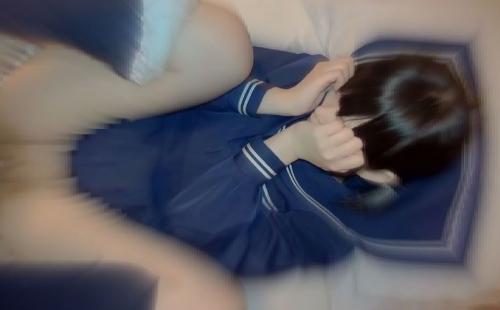 顔出しヤバイやつ！変態鬼畜男に弄ばれた円光パイパン少女の危険な映像！処女にしか見えない幼いロリ少女が喘ぐ！