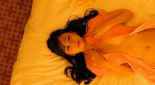 杉原杏璃　人気のグラビアアイドルがセミヌードで濡れ場を披露！巨乳が揺れるセックスシーンがエロ過ぎ！お宝動画
