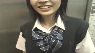 ヤバイ個人撮影！雑居ビルの外階段でオヤジと円光する美人JK！野外ファックで調教する鬼畜ロリコン男の記録動画の一部始終！