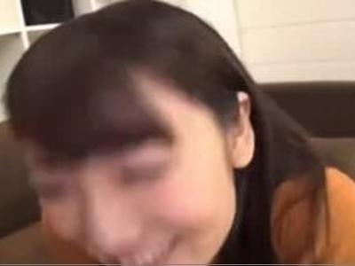 [大学生.素人]『素股だけって言ったのに…』素敵な大学生のチン舐抜き素股からの本番H！お気に入り決定のビデオ
