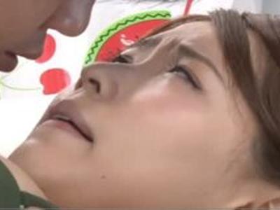 素人ナンパ『彼氏に怒られちゃう…』スイミングウェア女の子にエロエステからの寝取り！悩殺される映像