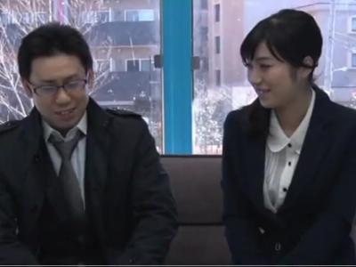 [外見える!?.企画]【エロエロカー】チェリーがきれいな若いOLさんのマンコに初めてのチンポ挿入！体型が素敵な女の子