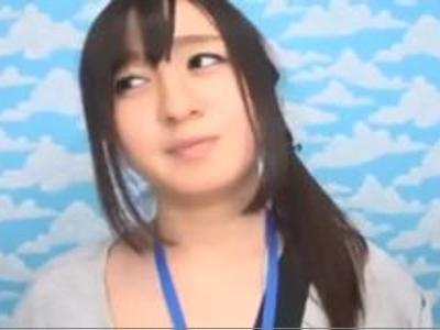 [スレンダー.美乳]『こんなの聞いてないですよ…』綺麗なADを使って強引に企画のリハーサル！最高な性処理動画