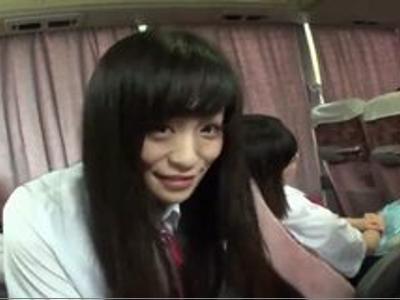 [JK.主観]【高校生ハーレム】学校の旅行で女子生徒たちが奪い合うようにエッチを求めてきた！発情しちゃうビデオ