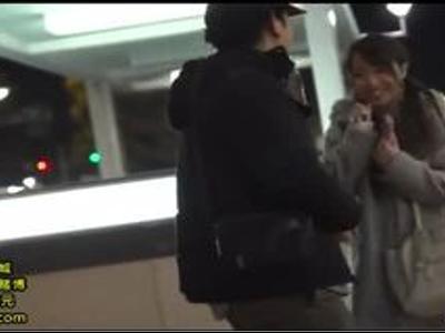 [素人.女子大生]『お店じゃだめですよ♡』オナクラ店で働く風俗嬢を口説いてH！こんなAVを待ってた
