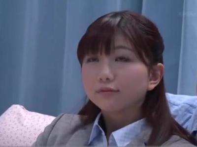 【エロエロカー】学校を出たての若者美女にチェリー君が初めてのチンポ挿入！超絶エロボディ