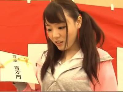 [露出.エロ動画]『出ちゃうよ…』綺麗な女の子がアクメバイクでイキまくり吹きまくり！削除前に見なきゃ損