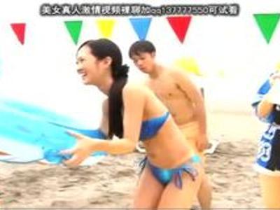 [お母さん.巨乳]家族で海に来ていた家族がエッチな近親相姦ゲーム！絶対勃起のいい女