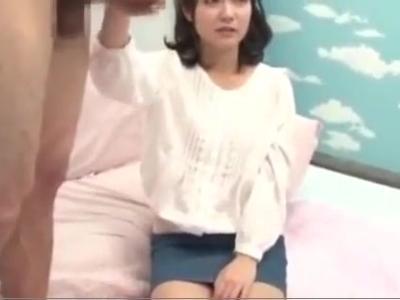 [外見える!?.素人]【エロエロカー】優しい素人女の子に童貞君が初めてのチンポ挿入！興奮美女