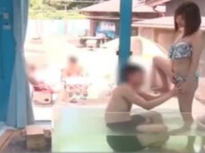 [リフレ.水着]素人ナンパ『エッチしちゃったね♡』友達同士でエロ企画に挑戦して発情しちゃった！絶対勃起のいい女