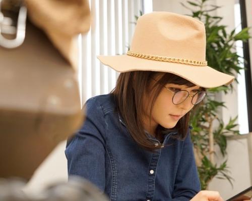 葵«盗撮リアルドキュメント»普段見せないカワイイ一面から…パイズリ、フェラ、騎乗位などめちゃシコ巨乳ボディを駆使したS級エロテクを普段使いしている姿まで！