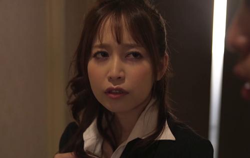 小川桃果 大槻ひびき 篠田ゆう＜女OL上司出張NTR＞可愛い女子社員と相部屋宿泊 スーツを脱いだら綺麗なおっぱい！締まったくびれ！プリプリのお尻！無防備に寝ている女と密室に二人きりで股間の疼きが止まらない！