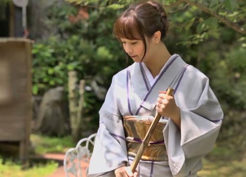 白石茉莉奈＜性交付き温泉女将＞「性交サービス」でお客様には極上の快楽と癒しをご提供いたします。