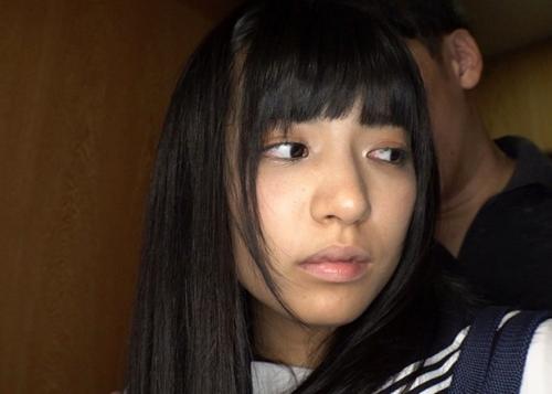 根尾あかり＜女子校生＞「おじさん大好き喜んでいいなりになります 。。」おじさんのいいなりで知らないオジサンの生ハメチ○コまで受け入れて壮絶SEX!