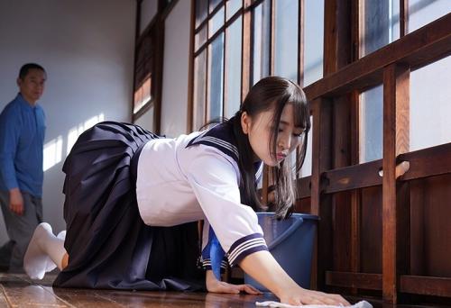 【加藤ももか・JK制服義父レイプ】母が亡くなってから義父は怪しげな笑みを浮かべ…。緊縛、調教、中出し。お仕置きされ続ける