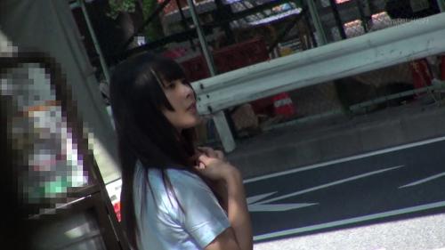＊JK＊痴漢　＜舐め廻しJK痴漢 耳・首・顔・脇・乳首をしゃぶられ嫌なのにマ○コを濡らすウブ娘6名を発掘！＞